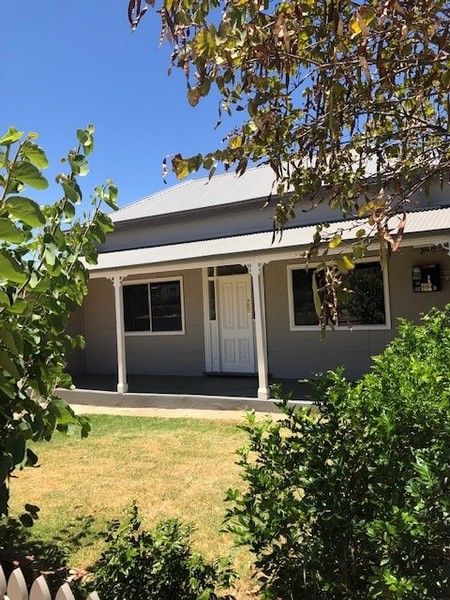 3 bedrooms House in 463 Thomas Street BROKEN HILL NSW, 2880