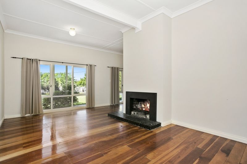 23 Rosserdale Crescent, Mount Eliza VIC 3930, Image 2