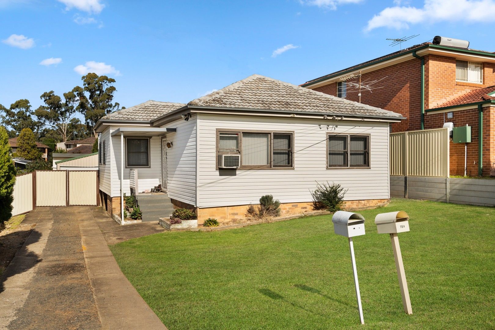 16 & 16a Dundee Street, Cambridge Park NSW 2747, Image 1