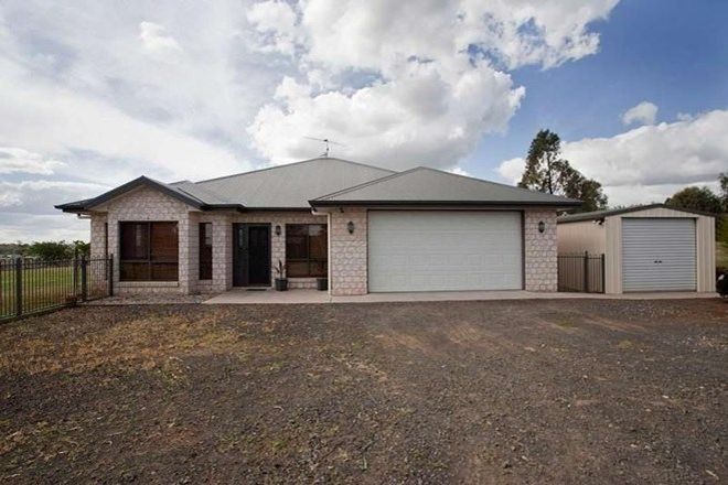 Picture of 27 Lake Drive, MERINGANDAN QLD 4352