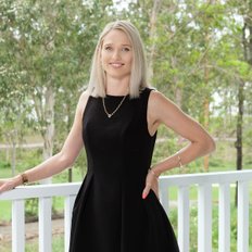 Kimberley Butterworth, Property manager