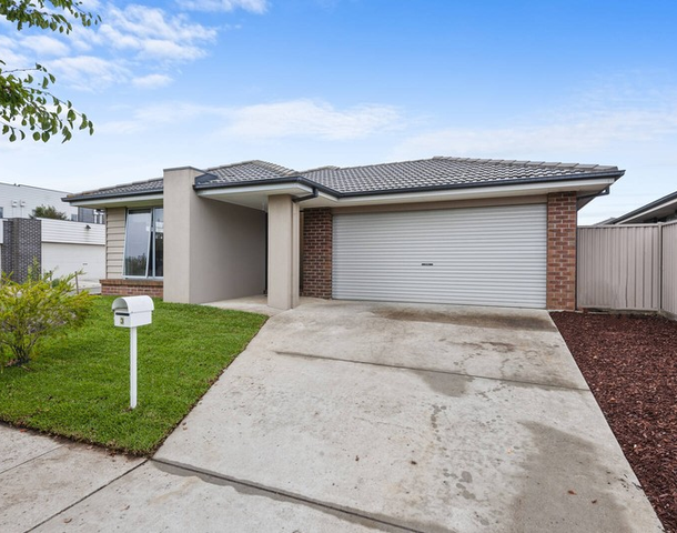 3 Carbine Drive, Alfredton VIC 3350