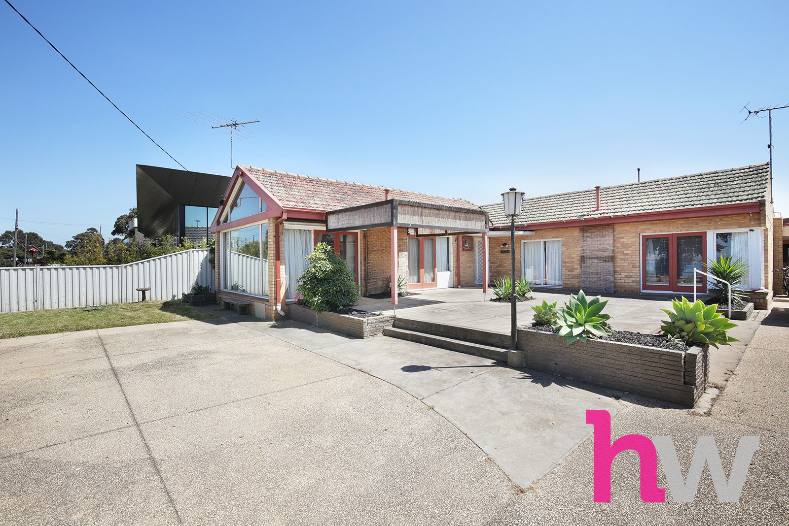 33 The Esplanade, North Shore VIC 3214, Image 2