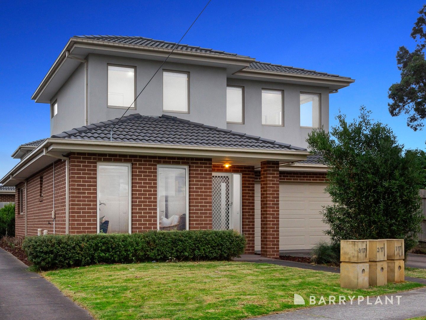 4 bedrooms Townhouse in 1/17 Wattletree Road FERNTREE GULLY VIC, 3156