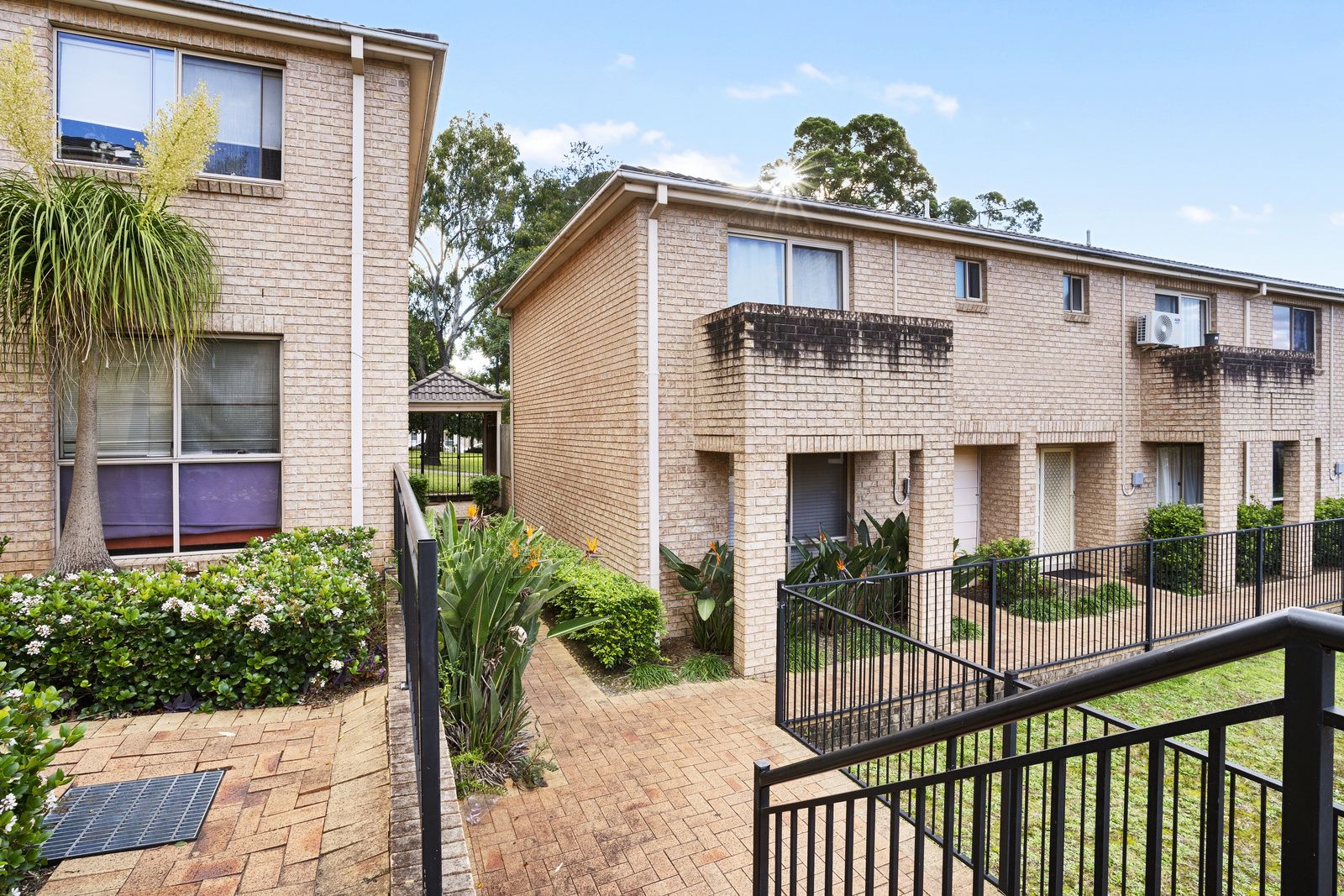 3 bedrooms Townhouse in 2/21 Hargrave Road AUBURN NSW, 2144