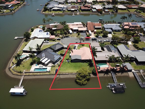 12 Vucas Court, Currumbin Waters QLD 4223