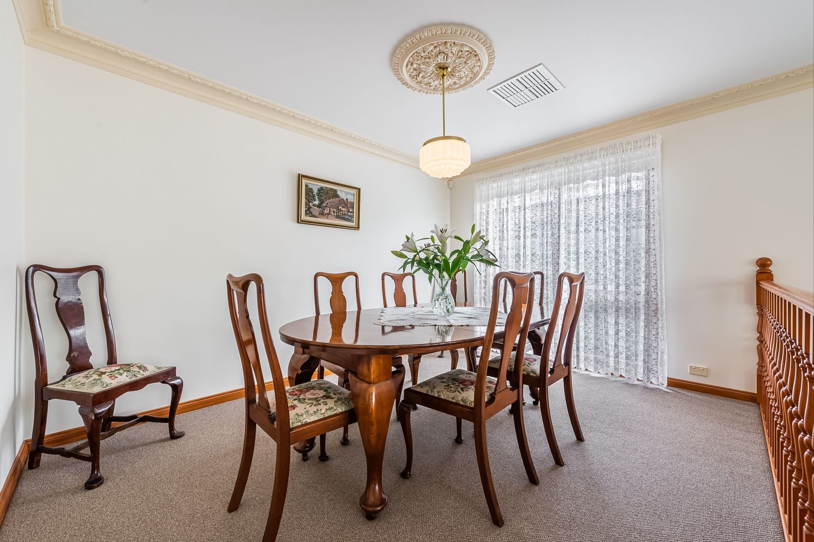 28 Golden Ash Grove, Hoppers Crossing VIC 3029, Image 2