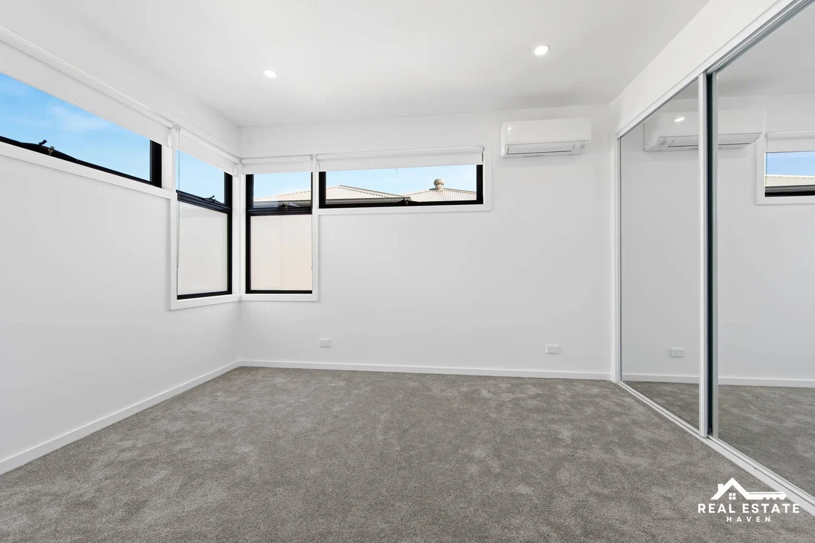 Additional image 7 of 2/16 Romsey Avenue, Sunshine North VIC 3020