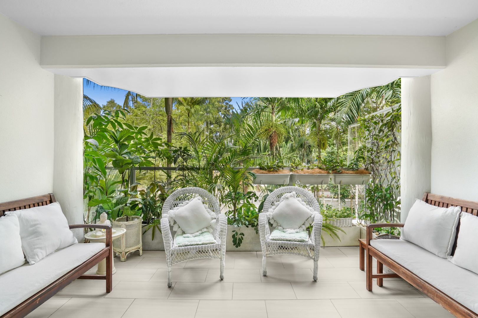 2202/2-22 Veivers Road, Palm Cove QLD 4879, Image 2