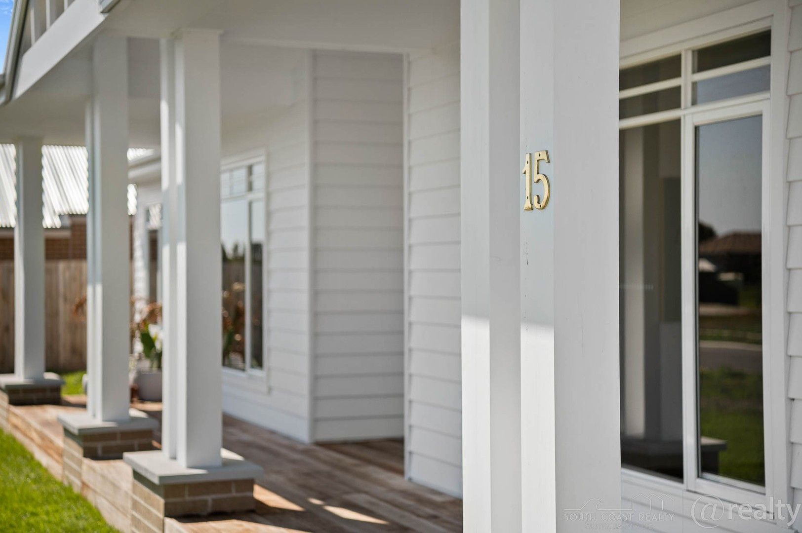 4 bedrooms House in 15 Colonnades CCT CORONET BAY VIC, 3984