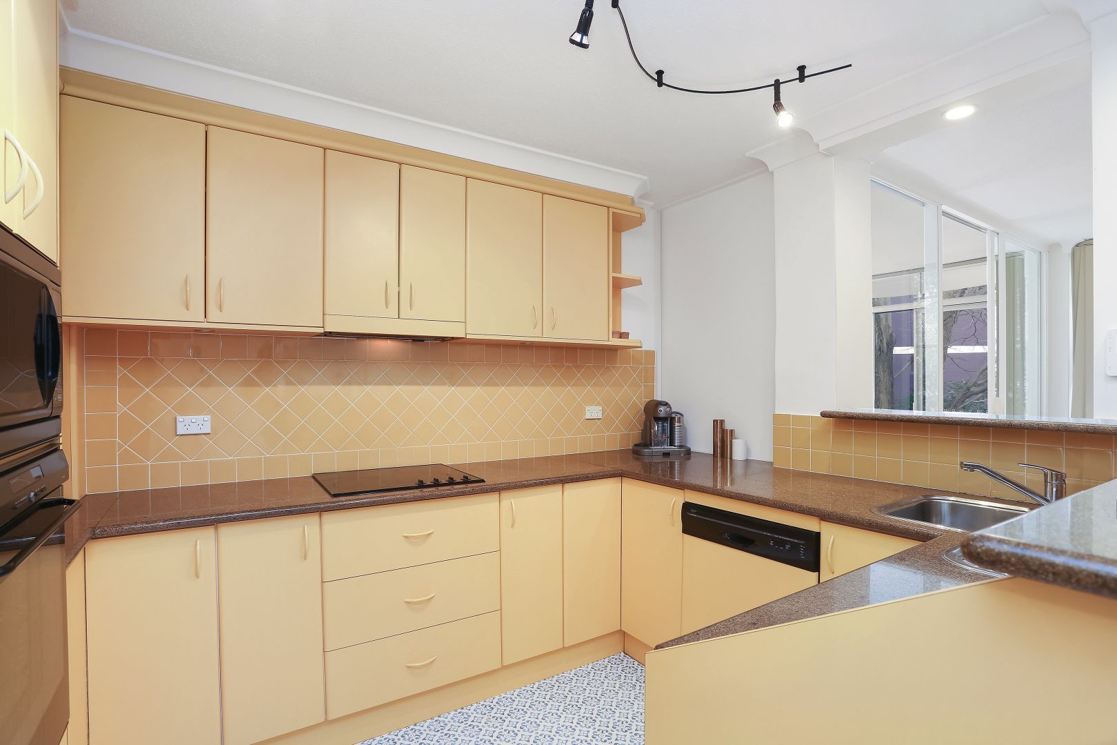 8/2-8 Llandaff Street, Bondi Junction NSW 2022, Image 2