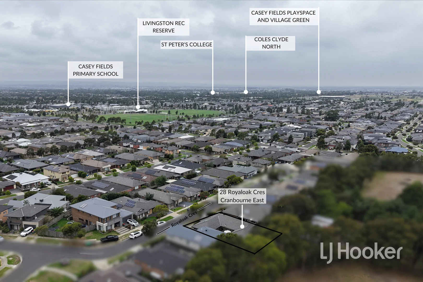 Additional image 16 of 28 Royaloak Crescent, Cranbourne East VIC 3977