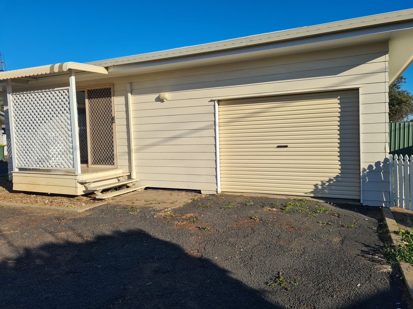 2 bedrooms Apartment / Unit / Flat in 1/2 Swan Street DALBY QLD, 4405