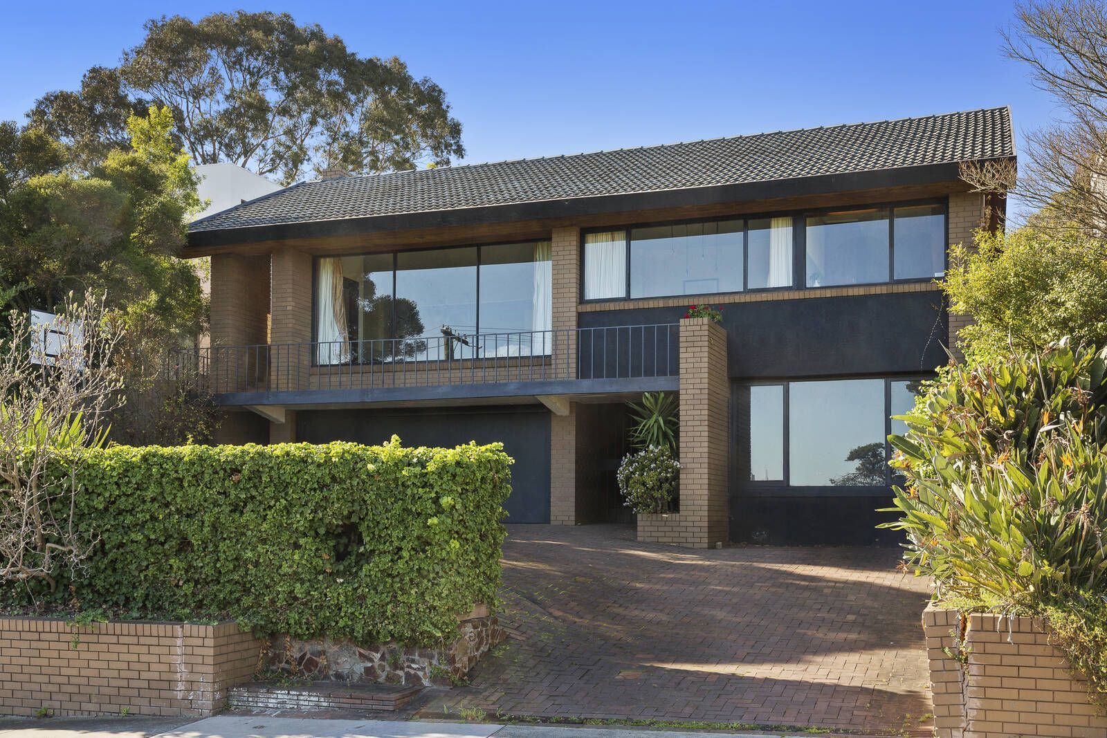 17 Fairview Street, Hawthorn VIC 3122, Image 2