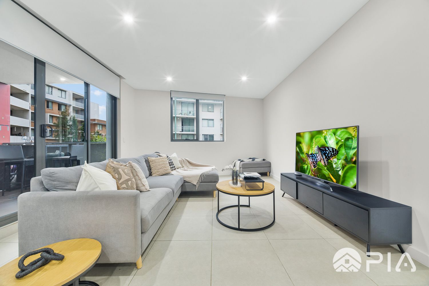 201/2 Mahroot Street, Botany NSW 2019, Image 2