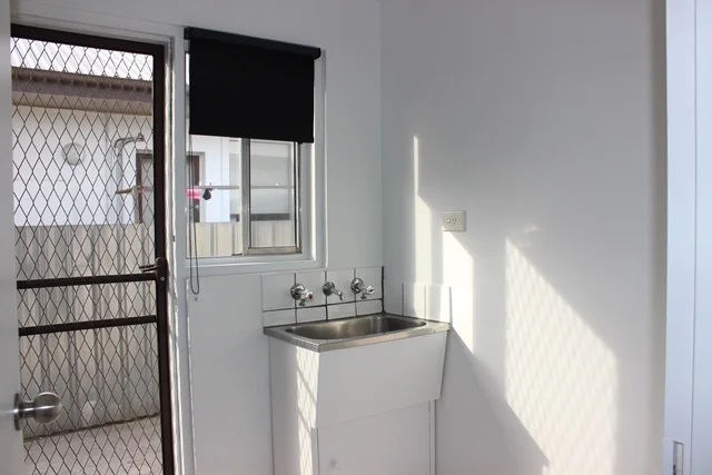 Additional image 6 of 2/196 KIEWA STREET, South Albury NSW 2640