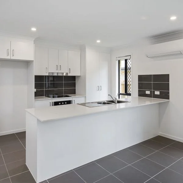 Additional image 6 of 21 Wallace Street, Walloon QLD 4306