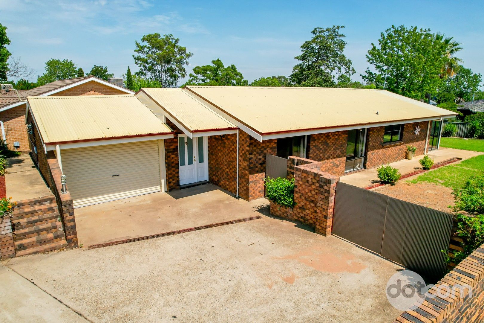 3 bedrooms House in 6 Birch Avenue DUBBO NSW, 2830