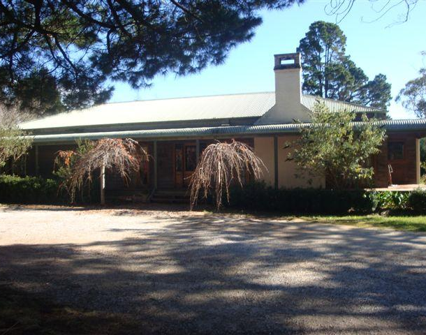 16 Sullivan Road, Burradoo NSW 2576