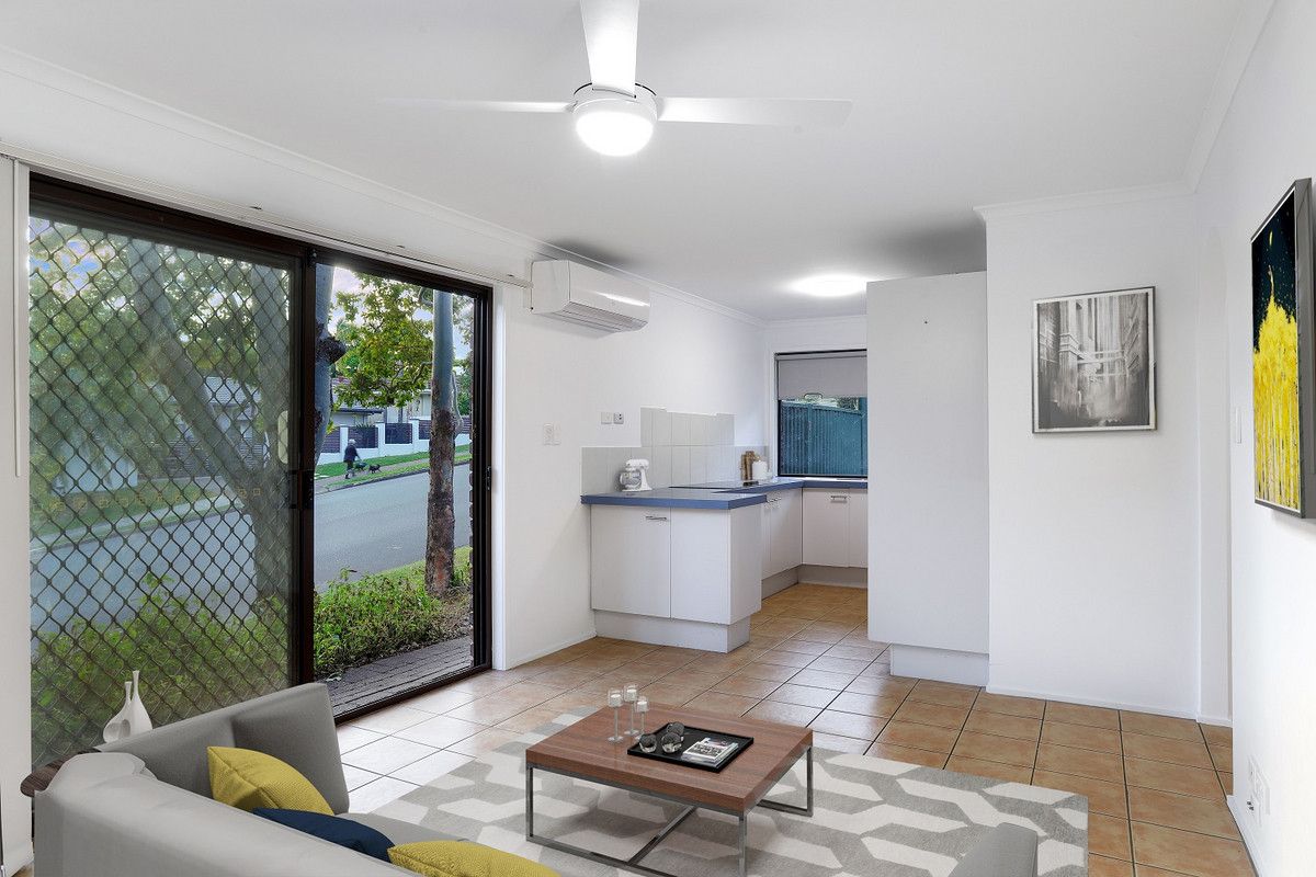 2/131 Cotlew Street, Ashmore QLD 4214, Image 1