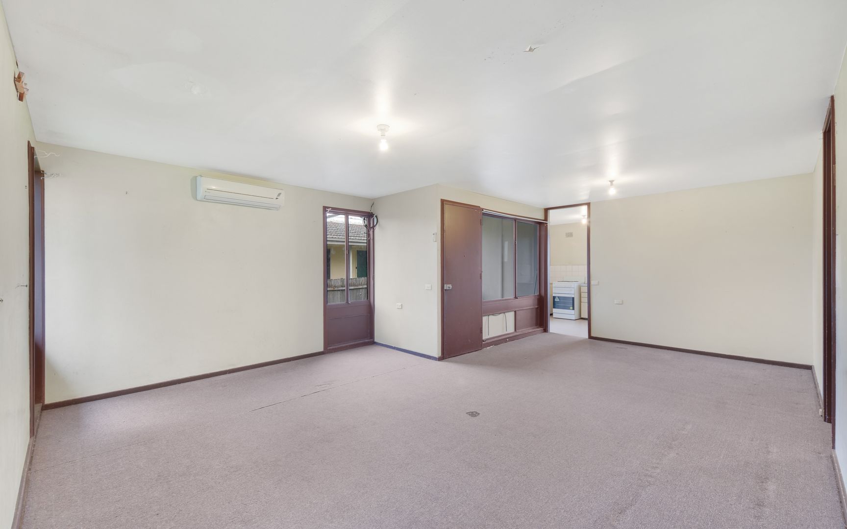 8 Waterhouse Place, Airds NSW 2560, Image 1