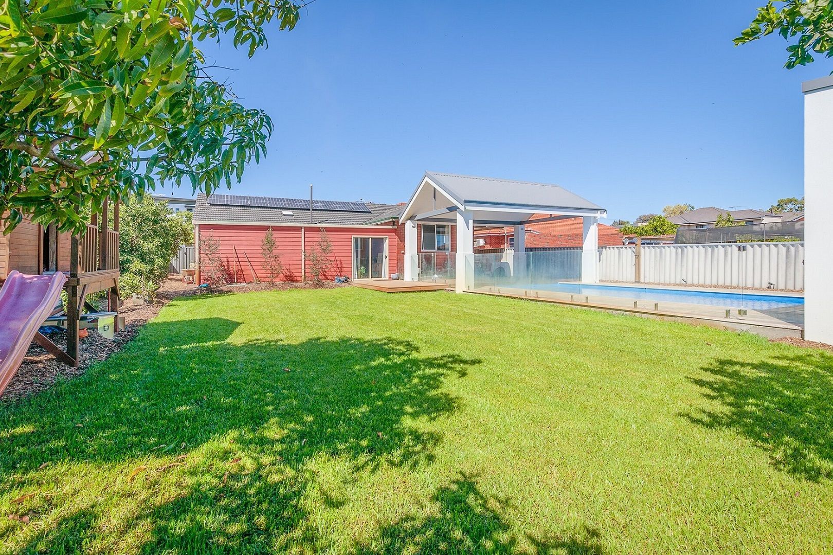 11 Pollard Street, Glendalough WA 6016, Image 2