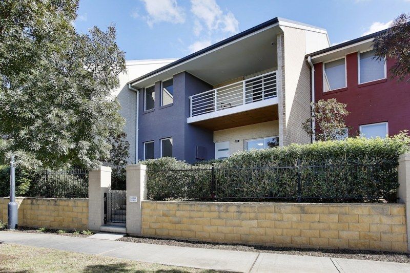 1/17 Parkside Crescent, Campbelltown NSW 2560, Image 0