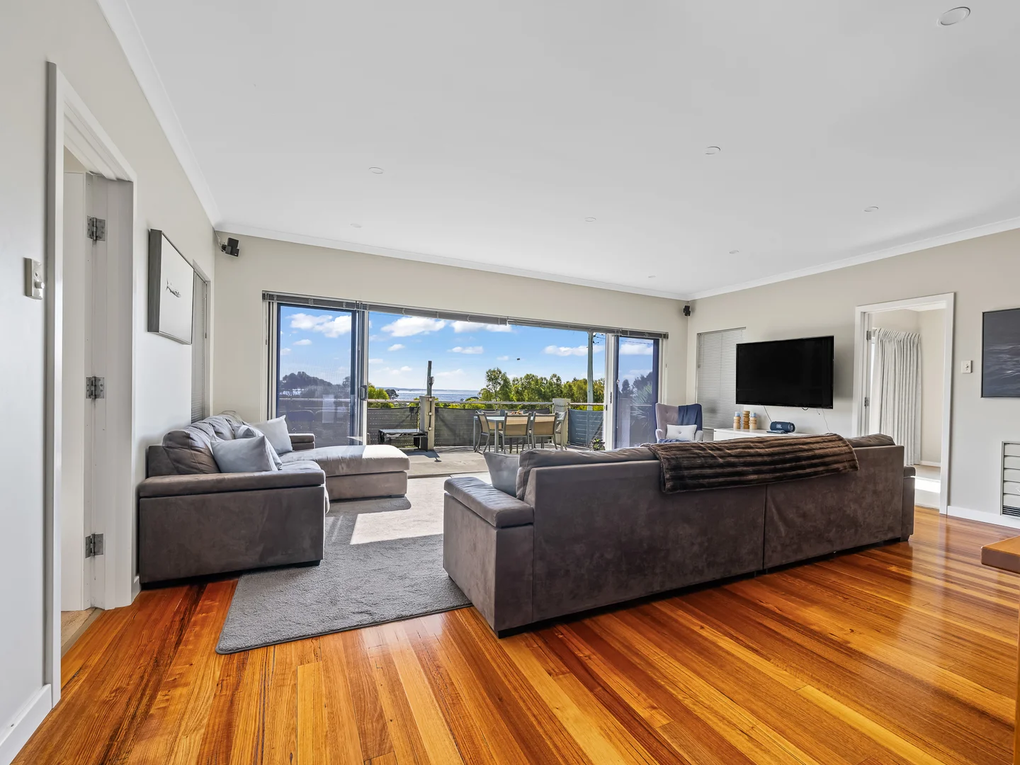 Additional image 8 of 106 Main Road, Binalong Bay TAS 7216