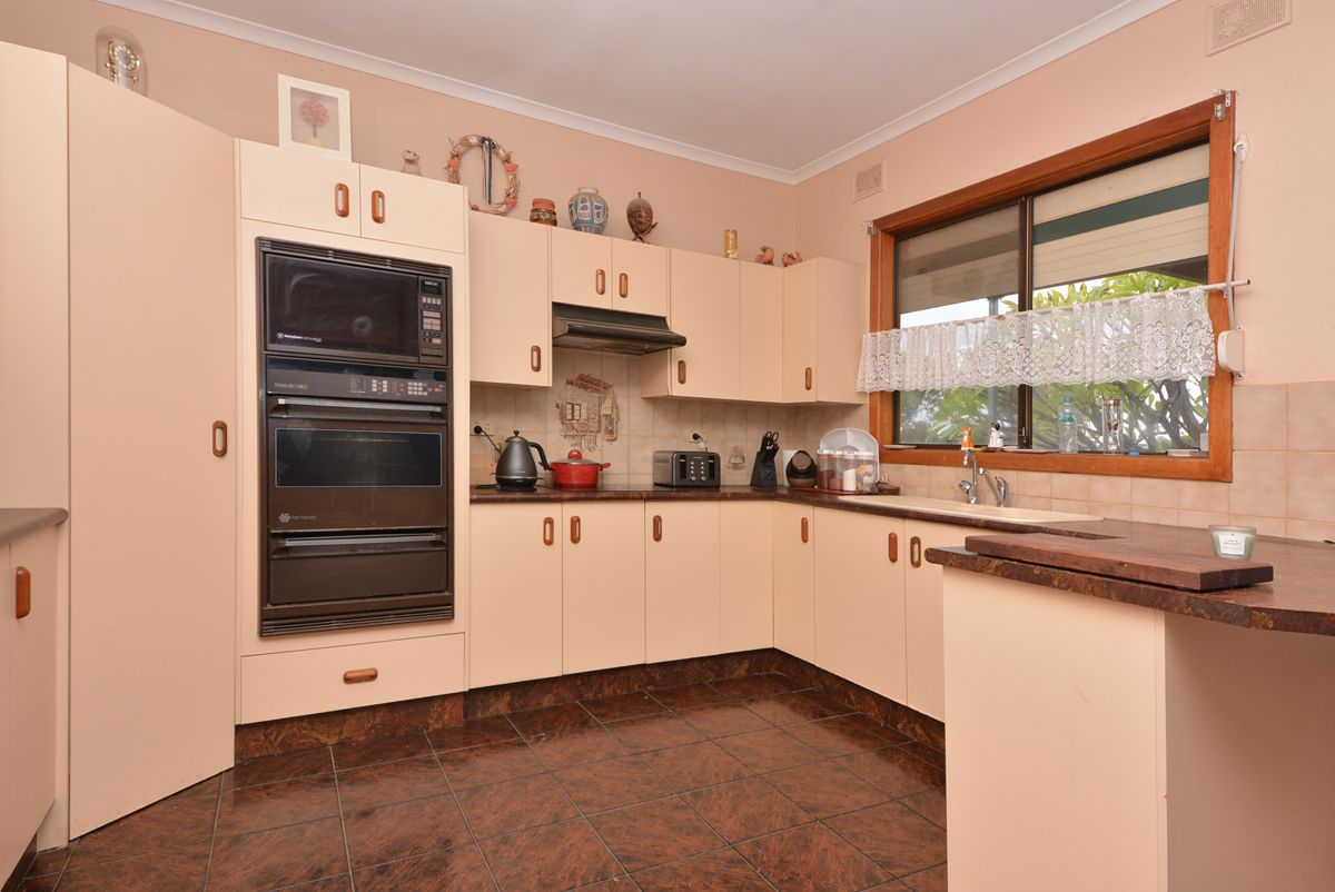 83 Russell Street, Whyalla Norrie SA 5608, Image 2