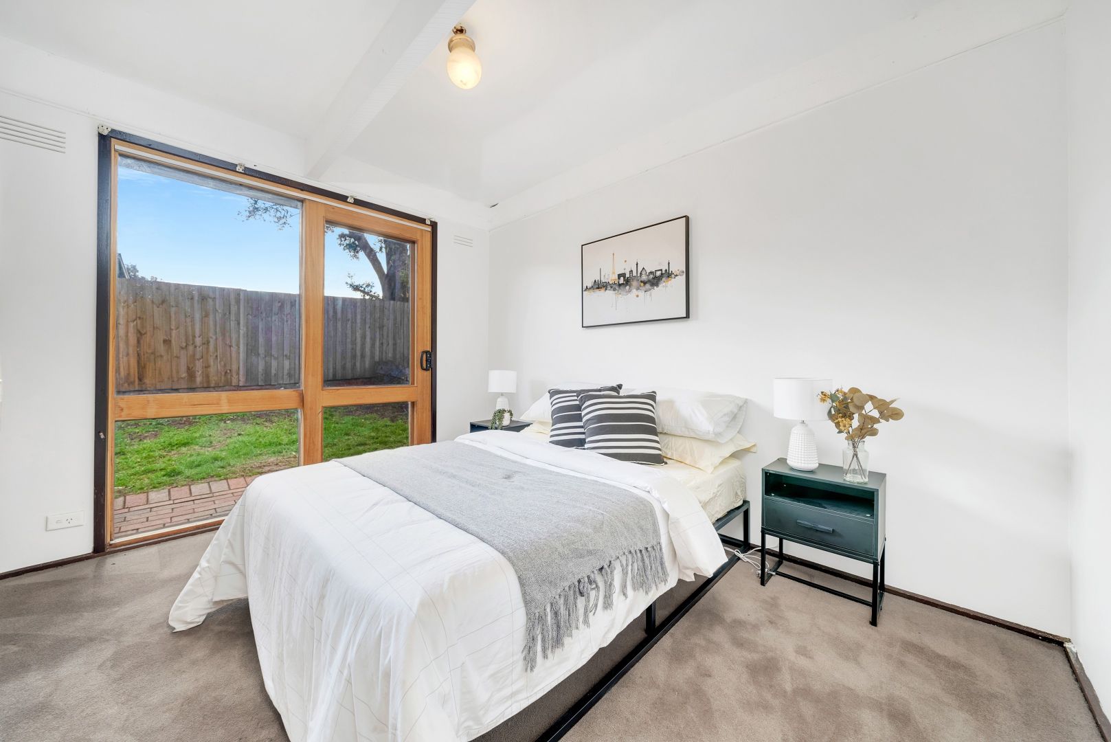 8 Mossfiel Drive, Hoppers Crossing VIC 3029, Image 2