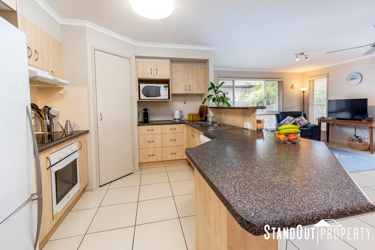 8 Rushcutters Court, Sandstone Point QLD 4511, Image 1