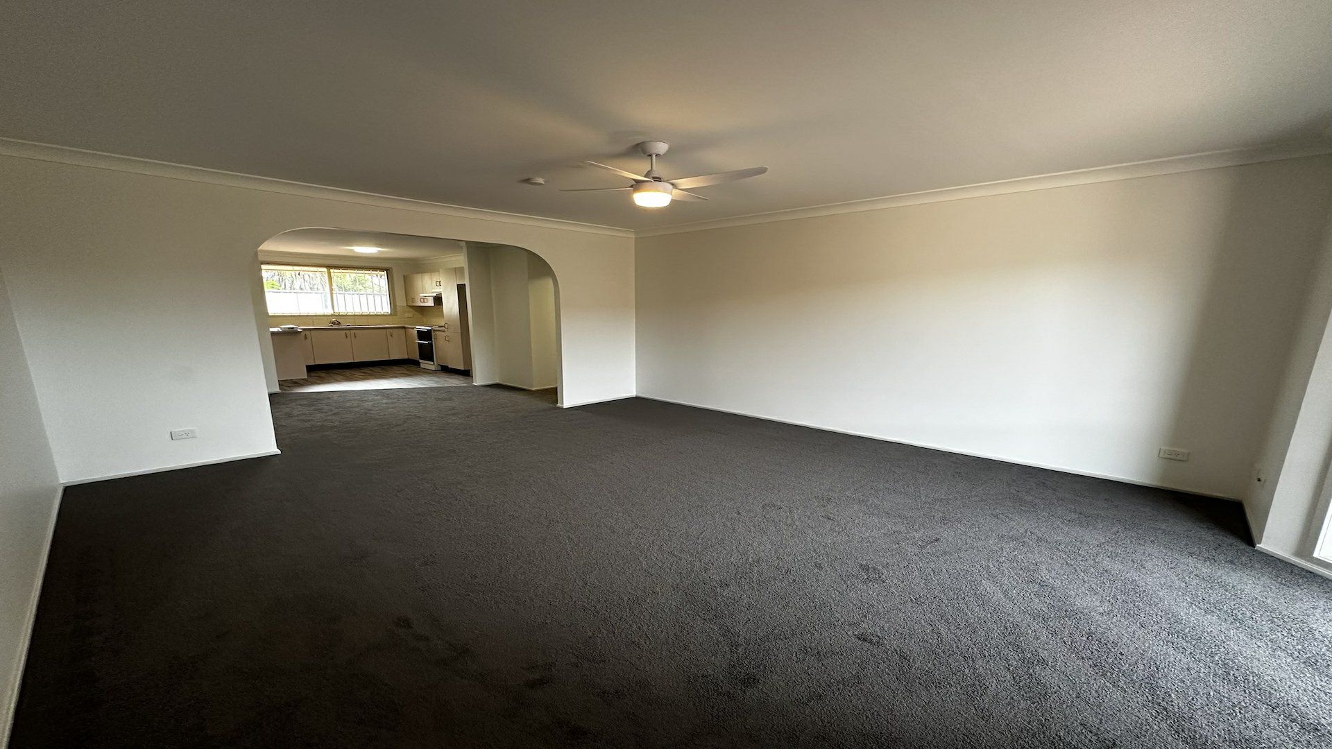 6/23 Porter Street, Minto NSW 2566, Image 1