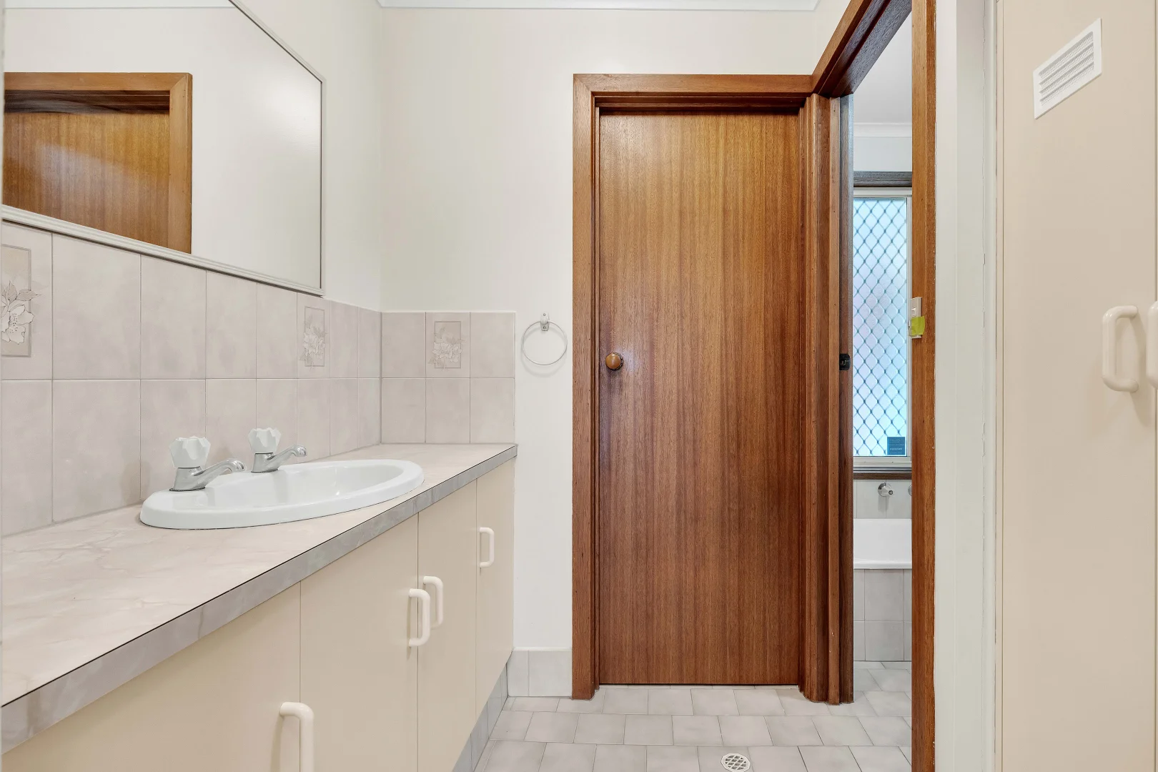 Additional image 14 of 24 De Pledge Court, Wynn Vale SA 5127