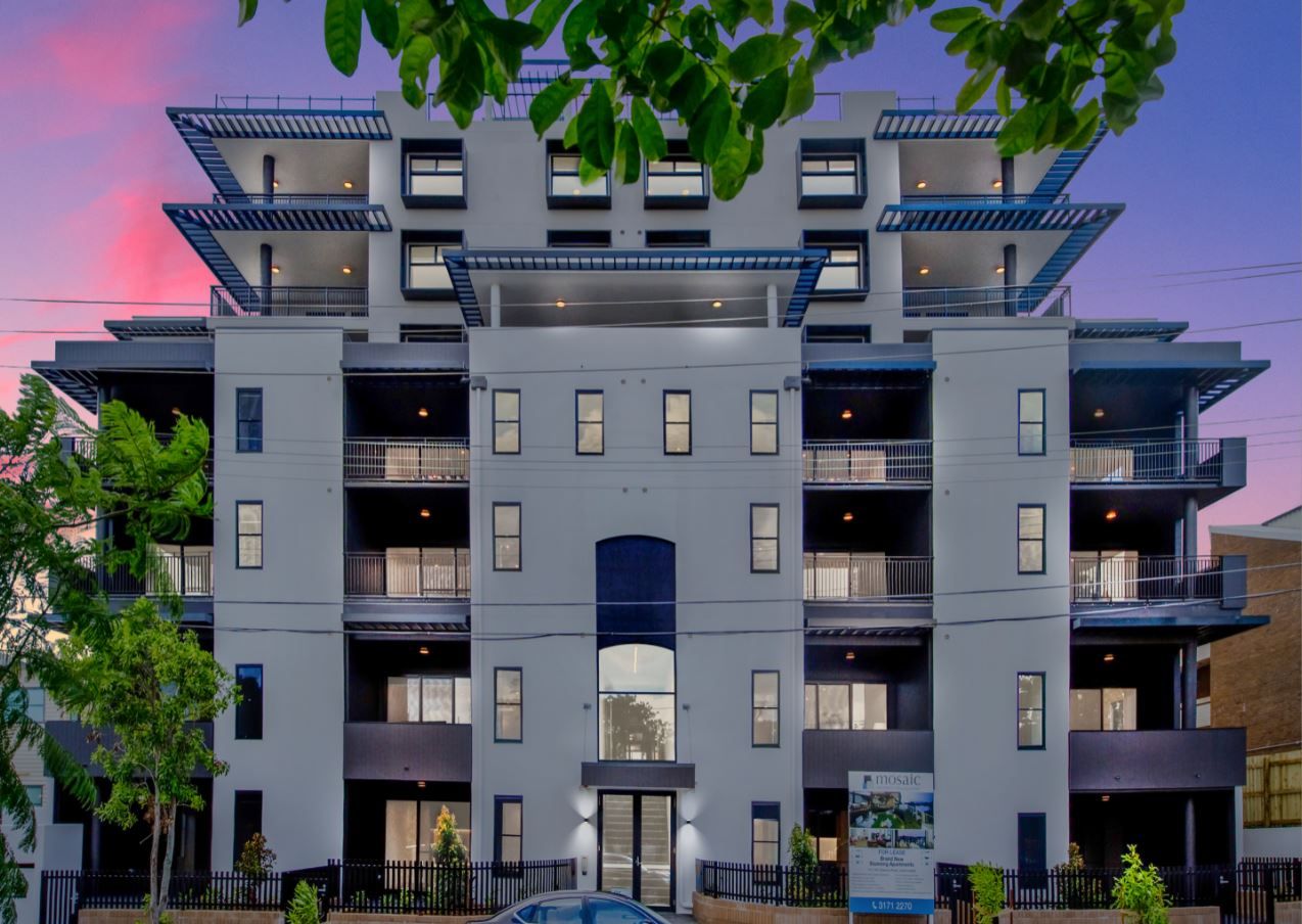 3 bedrooms Apartment / Unit / Flat in 802/131-135 Clarence Road INDOOROOPILLY QLD, 4068