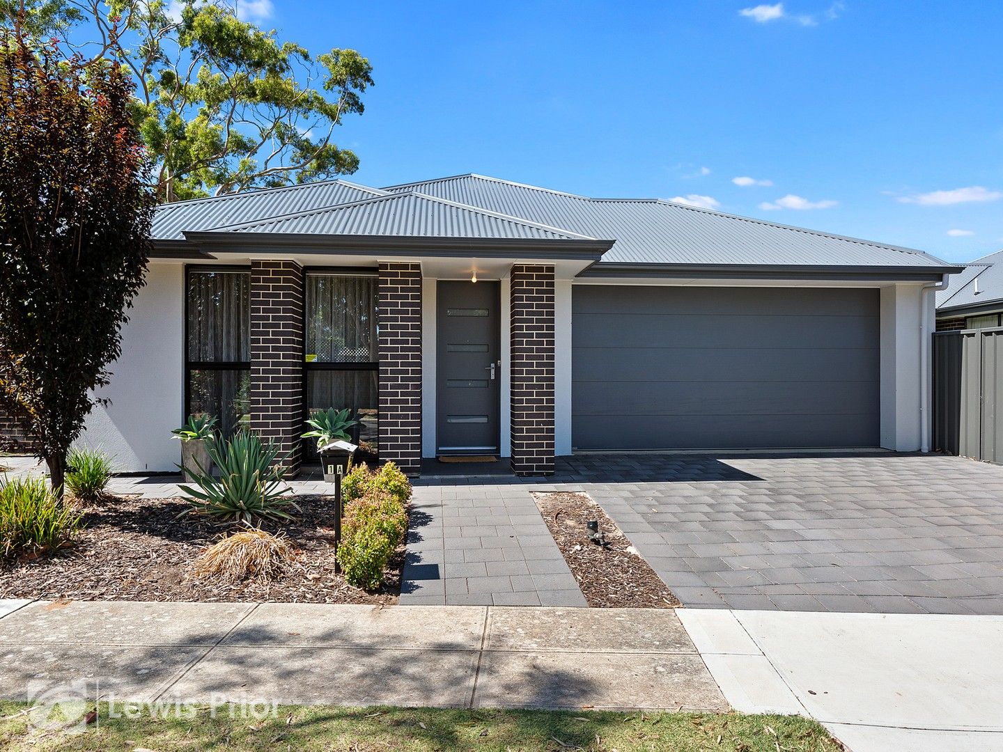 4 bedrooms House in 1A Cummins Street NOVAR GARDENS SA, 5040