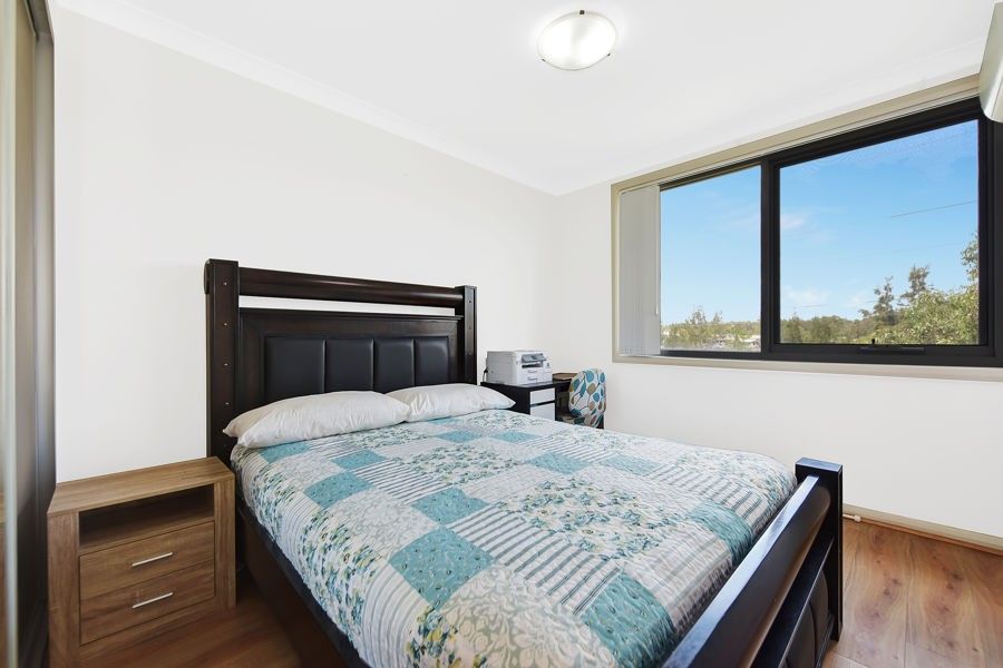 403/8D Myrtle street, Prospect NSW 2148, Image 2