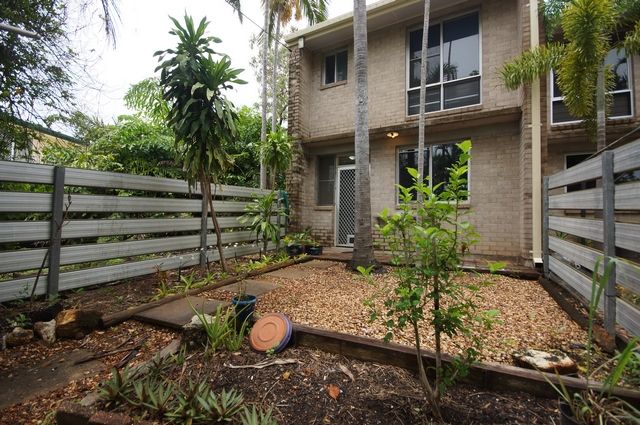 4/2 Easther Crescent, Coconut Grove NT 0810