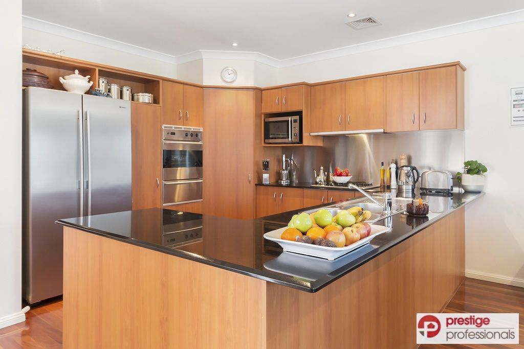 29 Fernleaf Court, Wattle Grove NSW 2173, Image 2