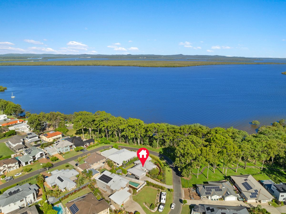 11 Sandy Cove Place, Redland Bay QLD 4165, Image 0