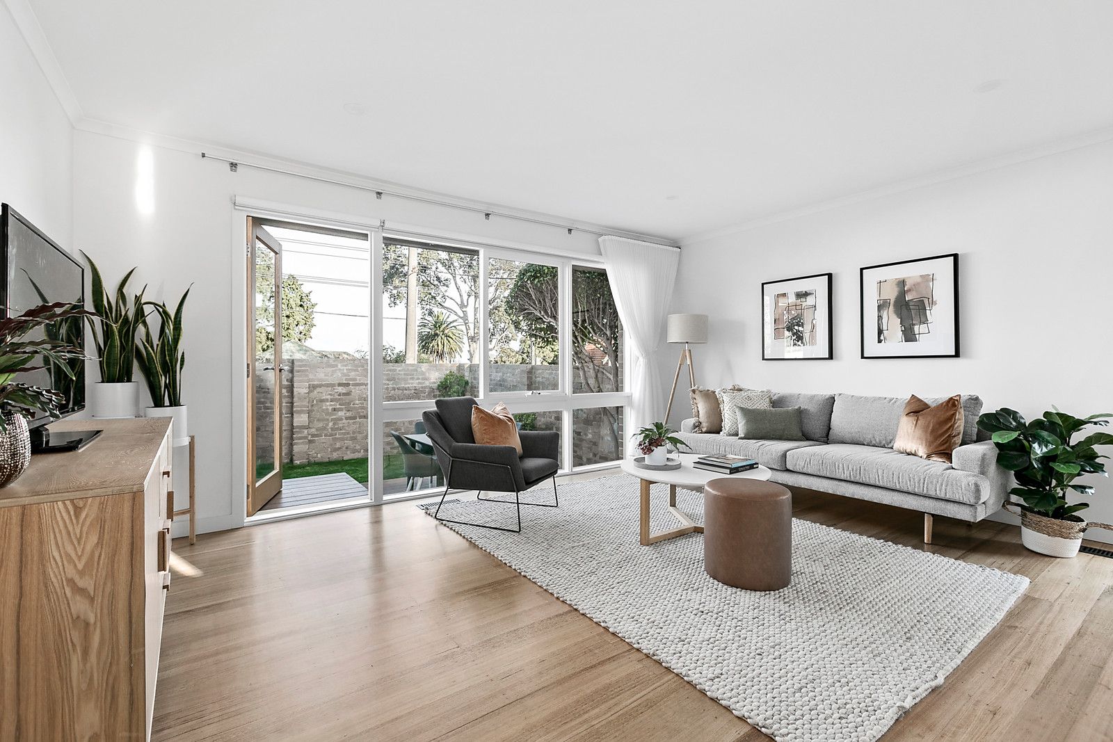 1/303 Upper Heidelberg Road, Ivanhoe VIC 3079, Image 1