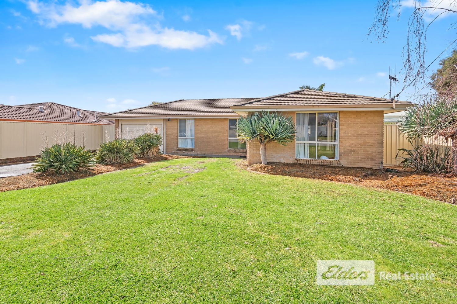 5 Seville Way, Orana WA 6330, Image 0