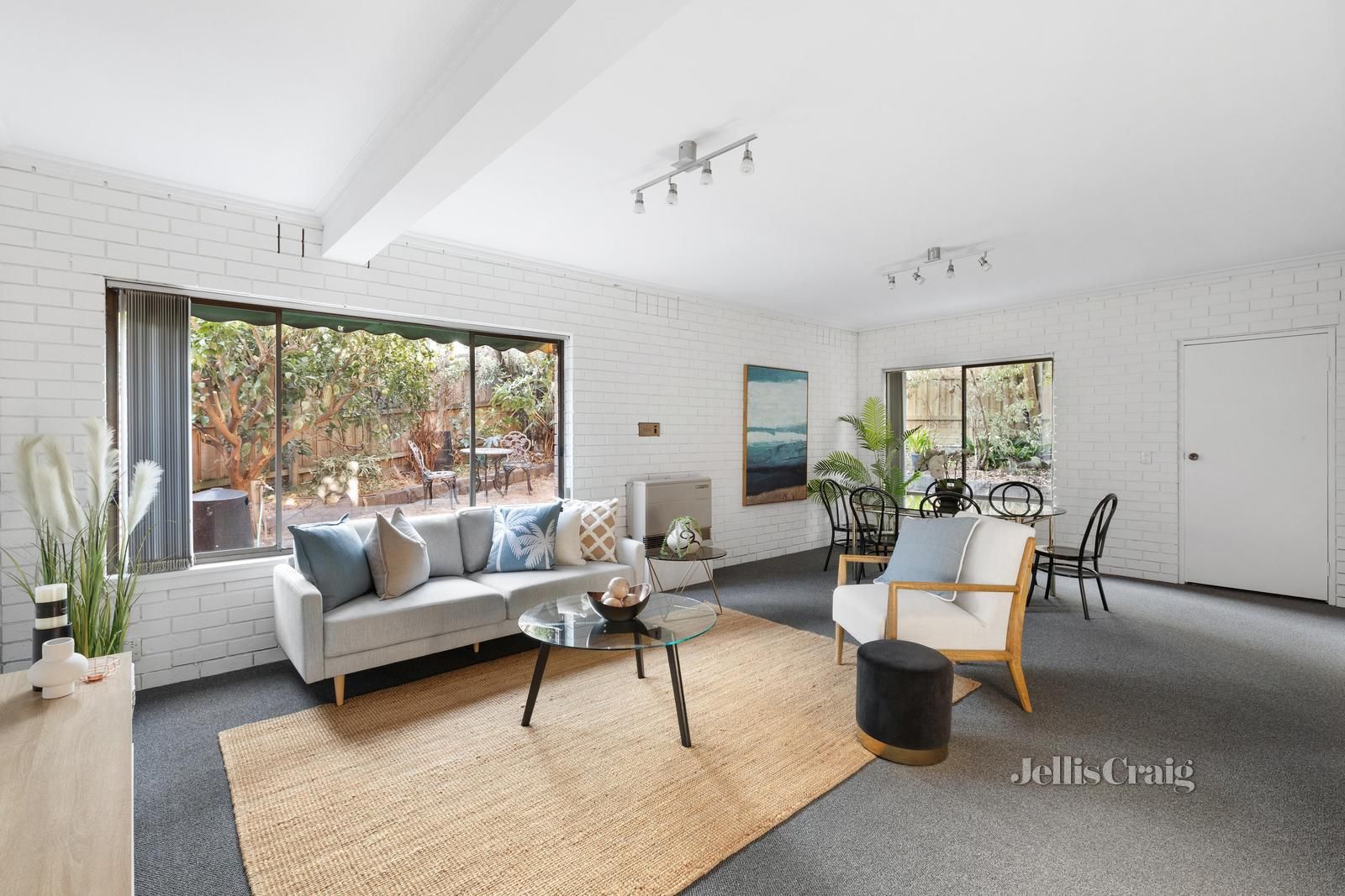 2 Simla Close, Viewbank VIC 3084, Image 1