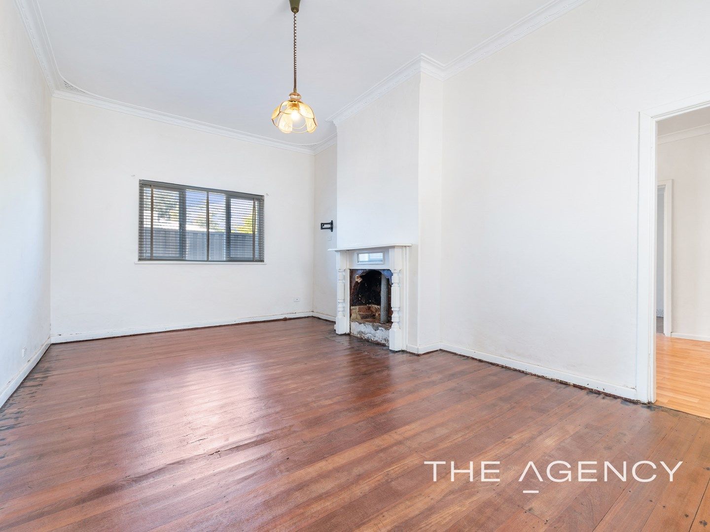 3 bedrooms House in 11 Amherst Road WOODBRIDGE WA, 6056