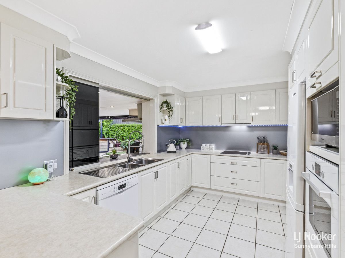 8 Monford Place, Calamvale QLD 4116, Image 1