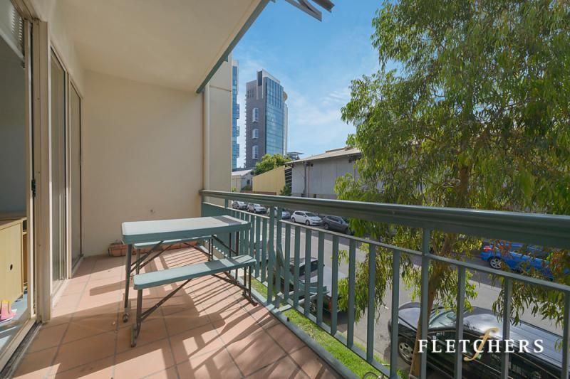 3/68 Wells Street, Southbank Property History & Address Research Domain