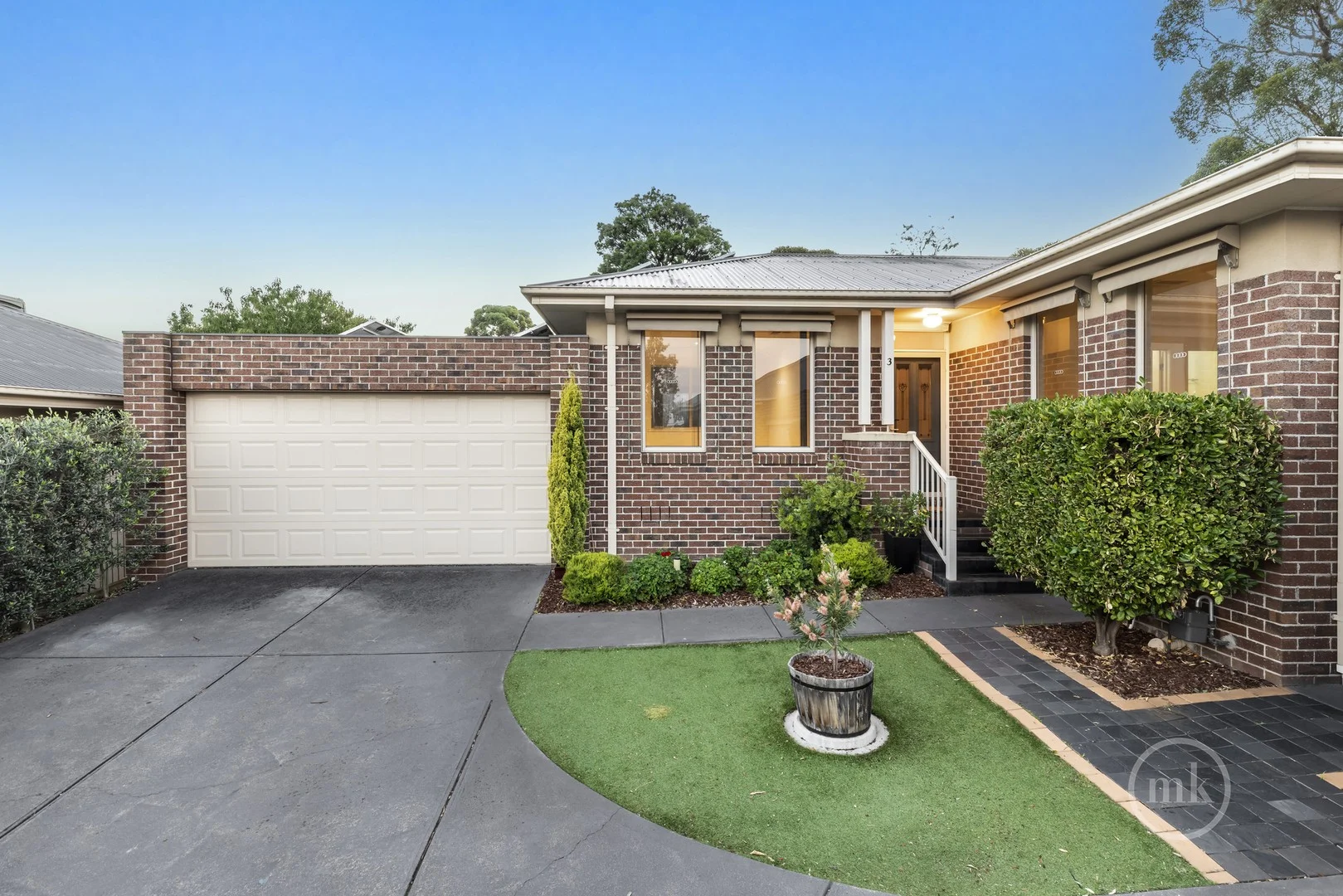 Primary image of 3/25 Starling Street, Montmorency VIC 3094