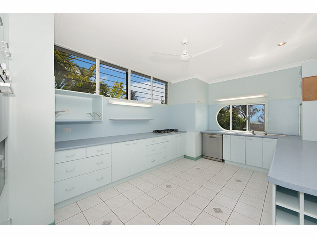 63 Cay Street, Saunders Beach QLD 4818, Image 2