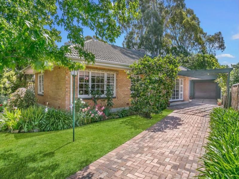 8 Gothic Road, Bellevue Heights SA 5050