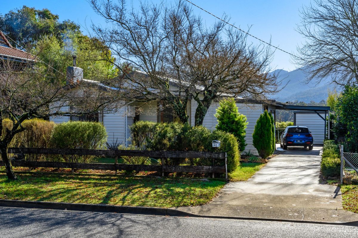 43 Valley Avenue, Mount Beauty VIC 3699, Image 0