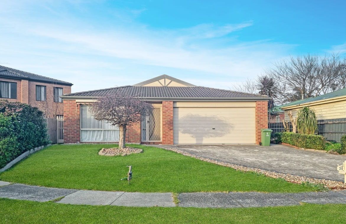 4 bedrooms House in 30 Mariner Close CRANBOURNE NORTH VIC, 3977